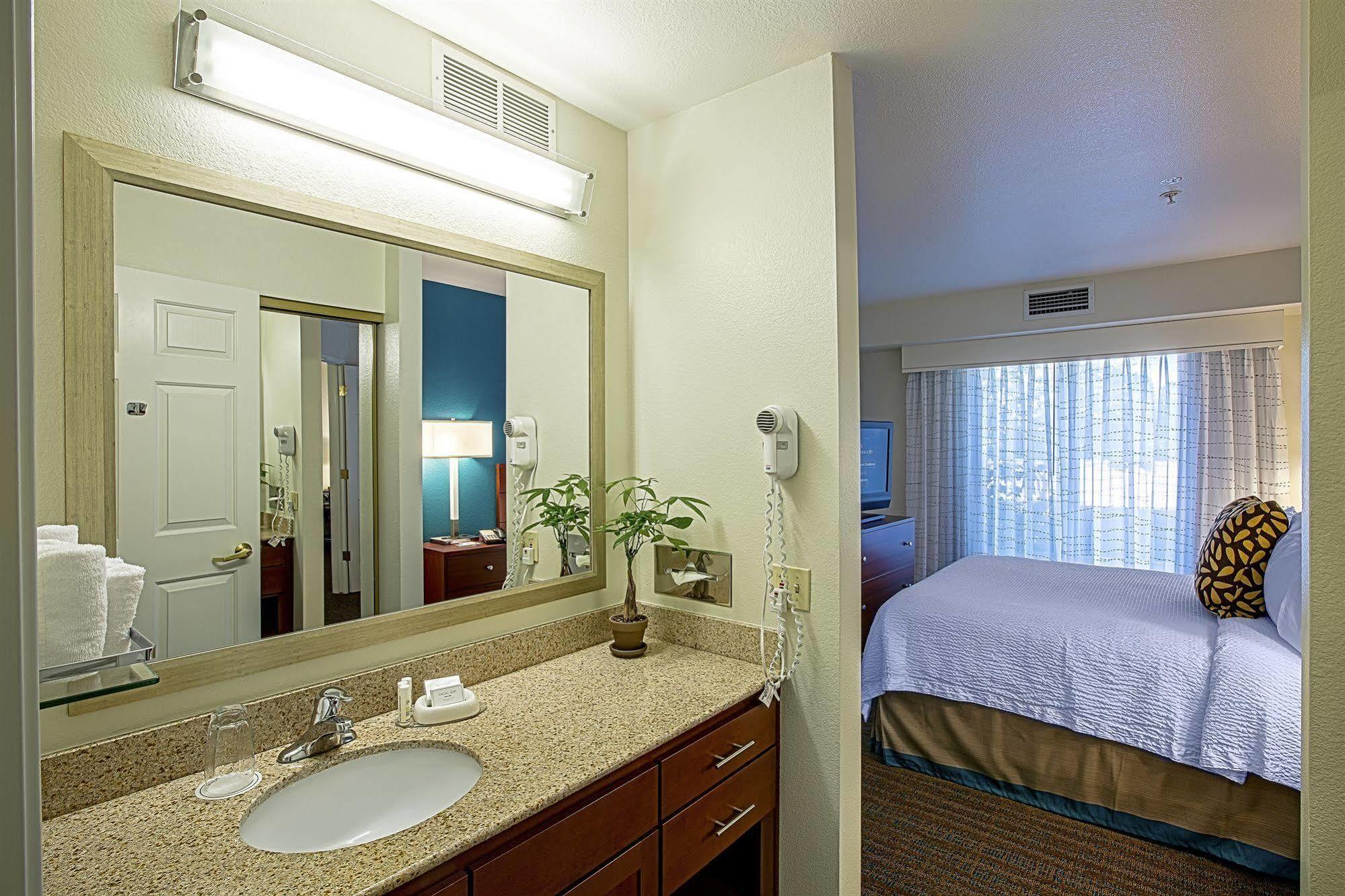 Residence Inn By Marriott Stockton Εξωτερικό φωτογραφία